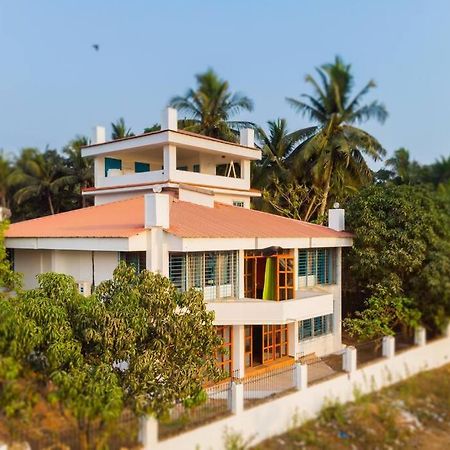Lake View Villa Gandaulim Ngoại thất bức ảnh
