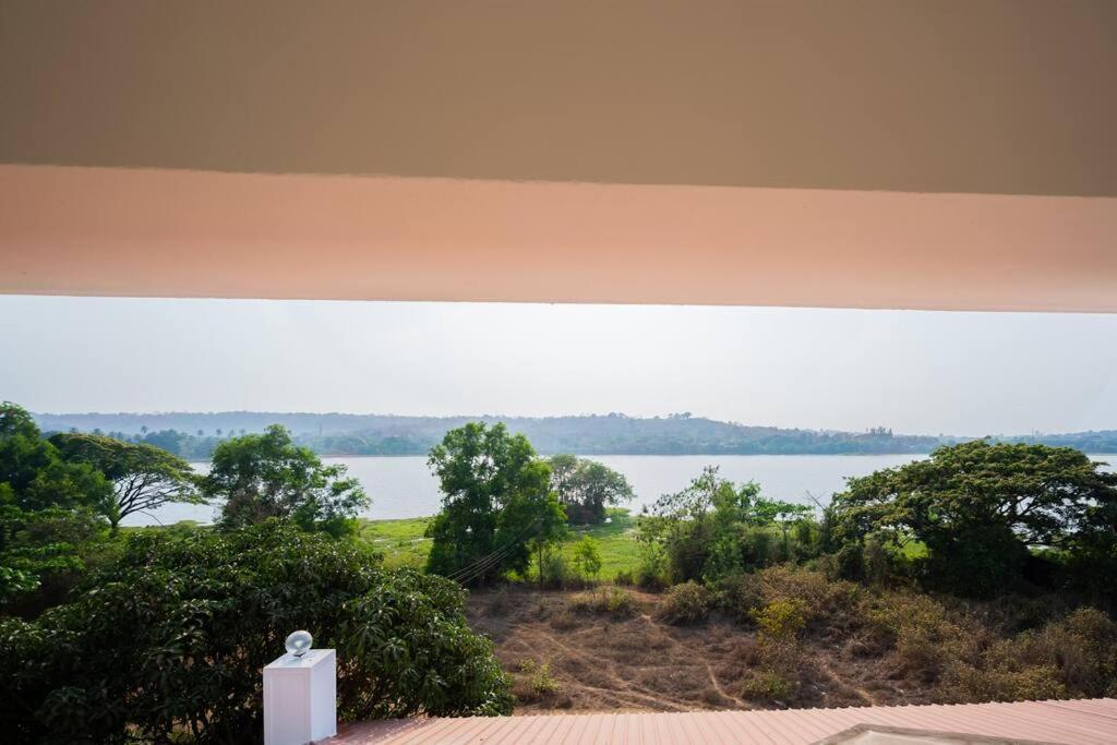 Lake View Villa Gandaulim Ngoại thất bức ảnh