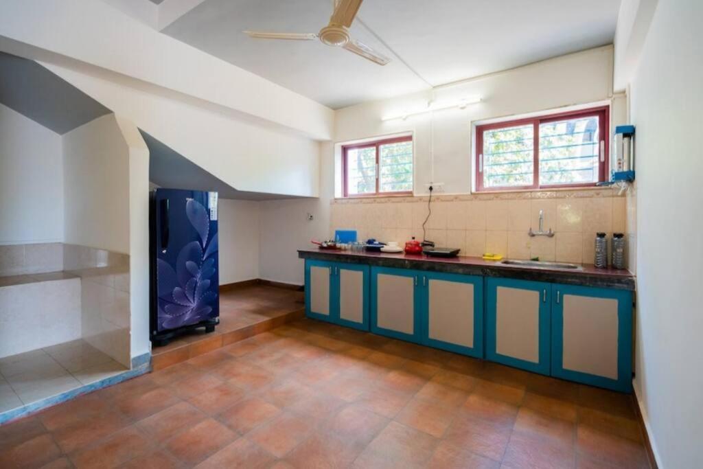 Lake View Villa Gandaulim Ngoại thất bức ảnh