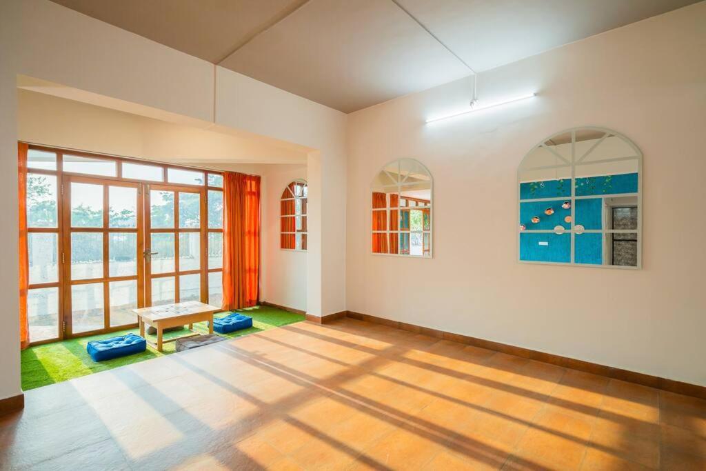 Lake View Villa Gandaulim Ngoại thất bức ảnh
