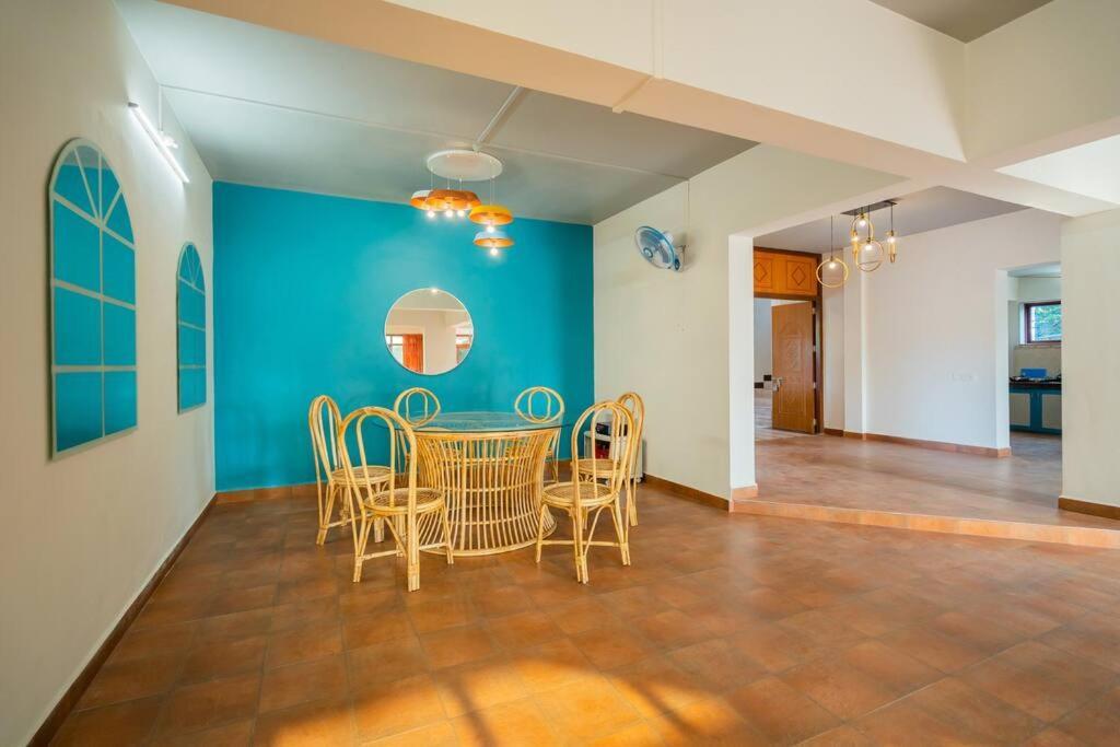 Lake View Villa Gandaulim Ngoại thất bức ảnh
