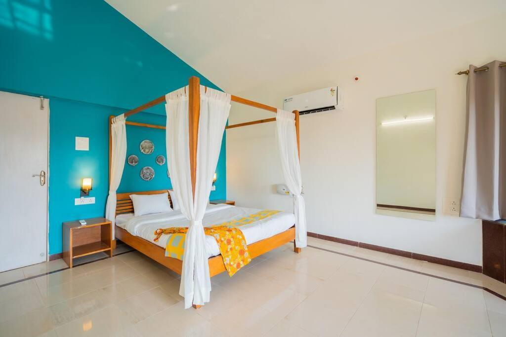 Lake View Villa Gandaulim Ngoại thất bức ảnh