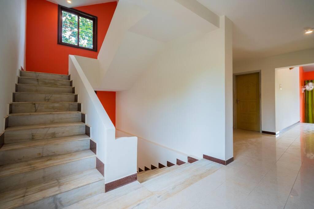 Lake View Villa Gandaulim Ngoại thất bức ảnh