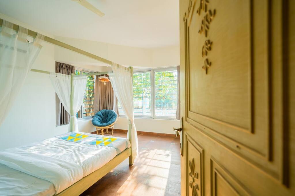 Lake View Villa Gandaulim Ngoại thất bức ảnh